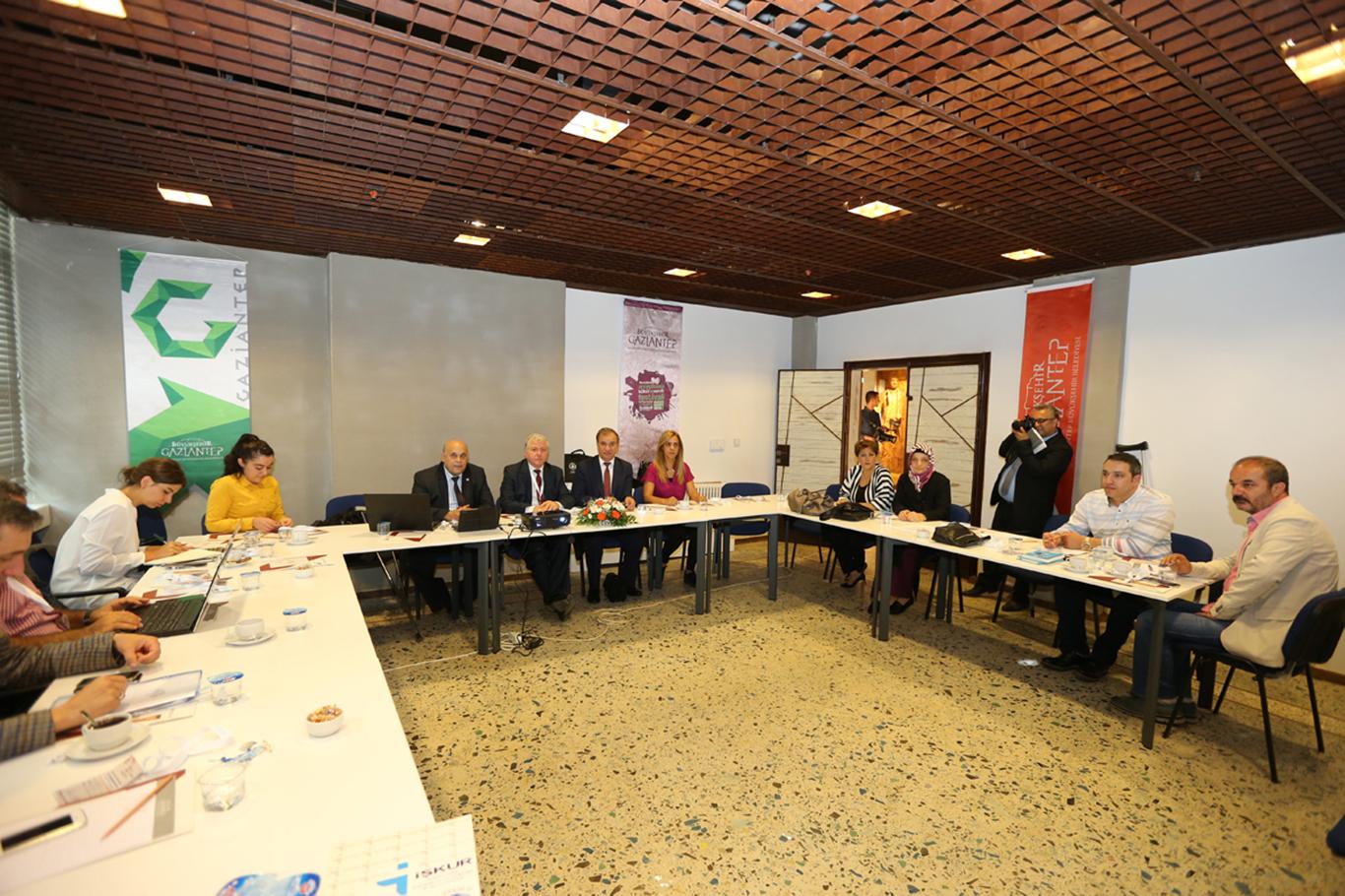 'Dünya Gastronomi Şehri Gaziantep' çalıştayı yapıldı 'Dünya Gastronomi Şehri Gaziantep' çalıştayı yapıldı